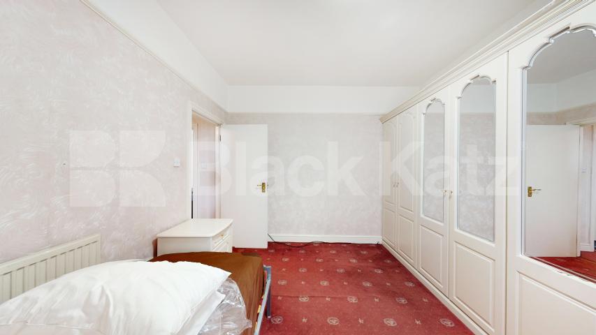 UNDER OFFER Villiers Road, Willesden Green